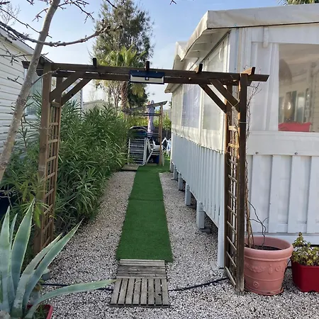 Mobil Les Pins Maritimes Campingplatz *